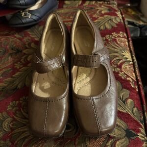 Naturalizer Daily Oxford Brown Suede/Leather Flats‎ Shoes 7.5 Women's